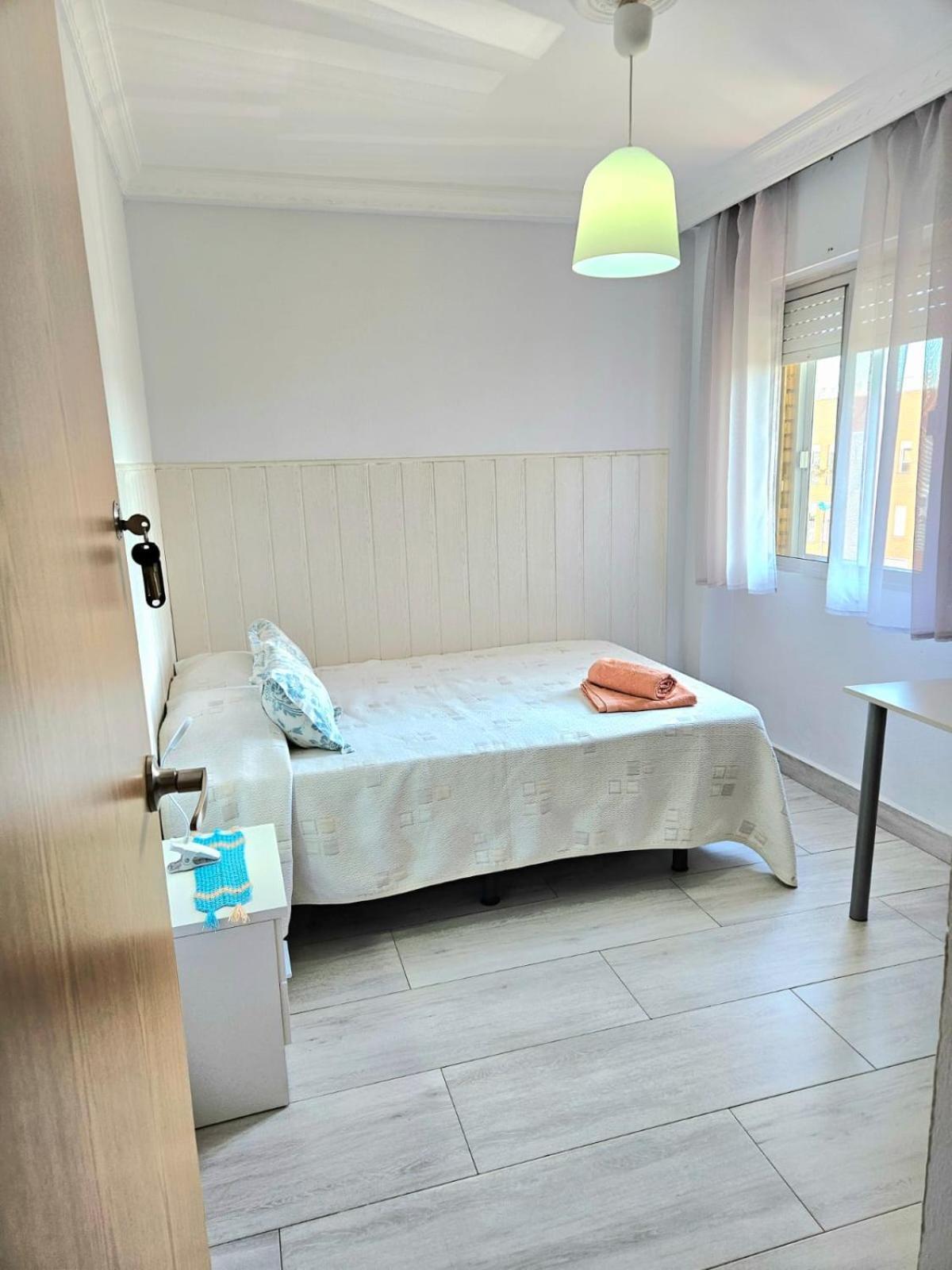 Habitacion Privada A 15 Min De La Playa/Piso Hotell Huelva Eksteriør bilde